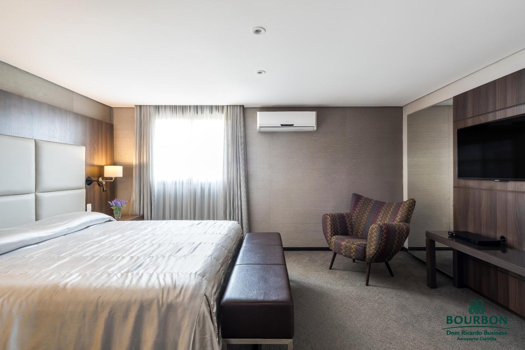 Bourbon Dom Ricardo Aeroporto Curitiba Business Hotel São José dos Pinhais Værelse billede